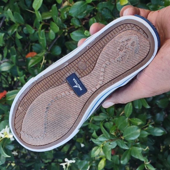 Nautica Kids Boat Shoe - Picture 9 of 17